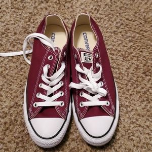 Burgundy converse